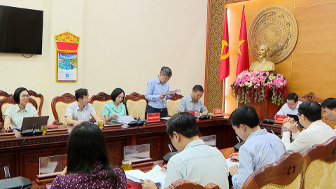 Tiếp tục n&acirc;ng cao chất lượng hoạt động của c&aacute;c cơ quan chuy&ecirc;n tr&aacute;ch tham mưu, gi&uacute;p việc Tỉnh ủy