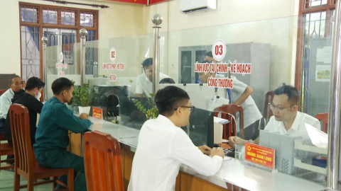Ch&iacute;nh quyền địa phương 2 cấp phục vụ tốt hơn hoạt động của doanh nghiệp