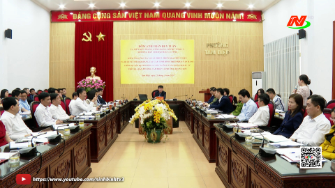 Đồng ch&iacute; B&iacute; thư Tỉnh ủy Trần Huy Tuấn kiểm tra tại một số địa phương
