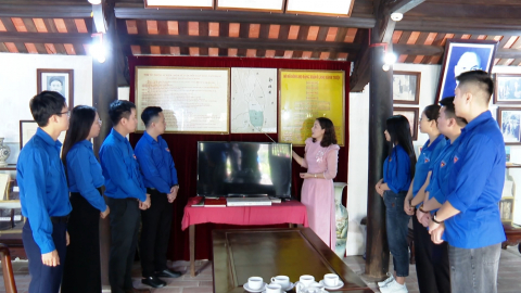 Ninh B&igrave;nh khắc ghi lời B&aacute;c, vững bước vươn tầm
