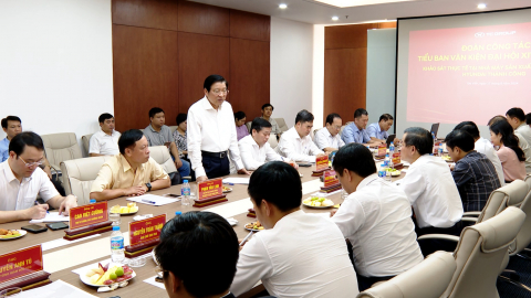 Đo&agrave;n C&ocirc;ng t&aacute;c Tiểu ban Văn kiện Đại hội XIV của Đảng thăm, l&agrave;m việc với Tập đo&agrave;n Th&agrave;nh C&ocirc;ng