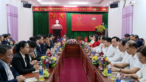Tăng cường hợp t&aacute;c, chia sẻ kinh nghiệm c&ocirc;ng t&aacute;c Mặt trận