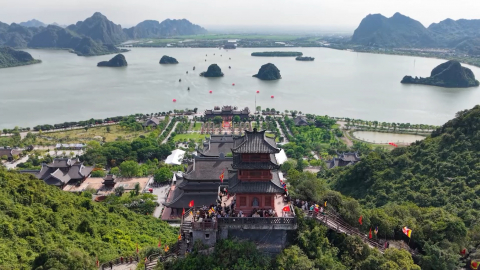 Tam Ch&uacute;c đa dạng h&oacute;a c&aacute;c sản phẩm du lịch