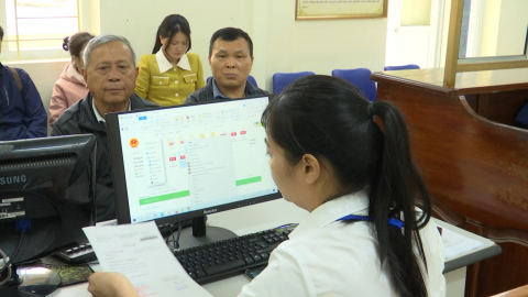 N&acirc;ng cao hiệu quả giải quyết thủ tục h&agrave;nh ch&iacute;nh