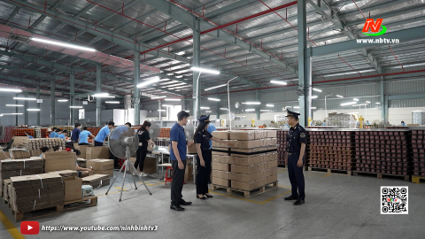 Hải quan Ninh B&igrave;nh đồng h&agrave;nh c&ugrave;ng doanh nghiệp