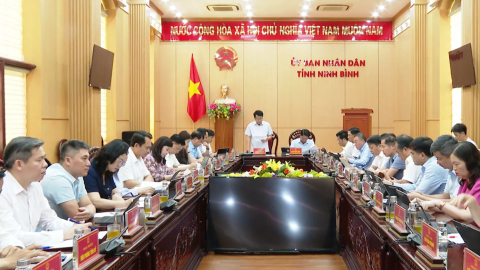 Phi&ecirc;n họp UBND tỉnh về c&aacute;c nội dung tr&igrave;nh tại kỳ họp HĐND tỉnh để giải quyết c&ocirc;ng việc ph&aacute;t sinh, đột xuất