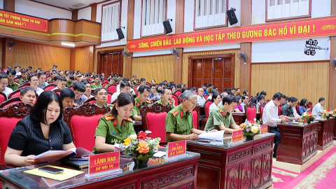 Ra mắt Phi&ecirc;n chợ &ldquo;Xanh lại ước mơ&rdquo; tr&ecirc;n kh&ocirc;ng gian mạng