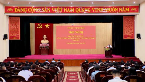 Học v&agrave; l&agrave;m theo B&aacute;c để x&acirc;y dựng Đảng trong sạch, vững mạnh