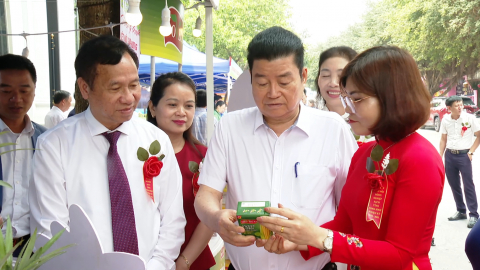 Chương tr&igrave;nh kết nối trưng b&agrave;y, giới thiệu sản phẩm