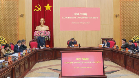 Hội nghị Ban Chấp h&agrave;nh Đảng bộ tỉnh