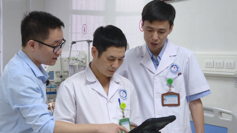 Ng&agrave;nh y tế đẩy mạnh chuyển đổi số n&acirc;ng cao năng lực cạnh tranh