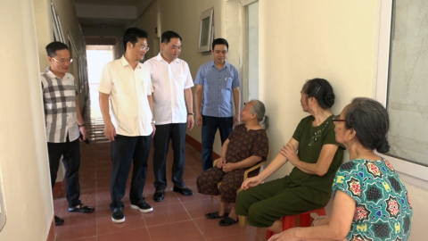Ho&agrave;n th&agrave;nh di dời khẩn cấp c&aacute;c hộ d&acirc;n khỏi chung cư cũ nguy hiểm
