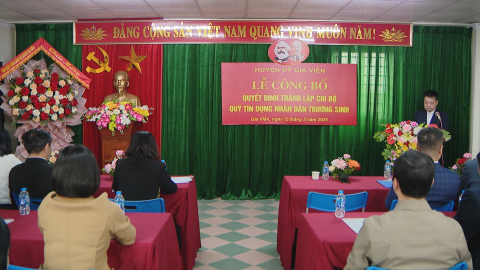C&ocirc;ng bố th&agrave;nh lập Chi bộ Quỹ t&iacute;n dụng nh&acirc;n d&acirc;n Trường Sinh
