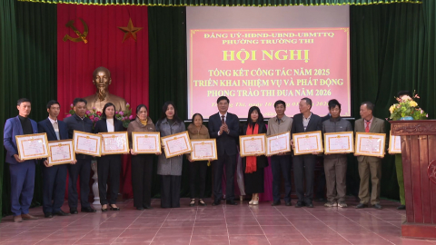 Đảng uỷ phường Trường Thi tổng kết c&ocirc;ng t&aacute;c x&acirc;y dựng Đảng năm 2025
