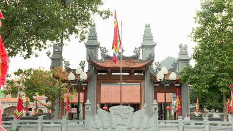 G&igrave;n giữ v&agrave; t&ocirc;n tạo c&aacute;c di t&iacute;ch lịch sử, văn h&oacute;a