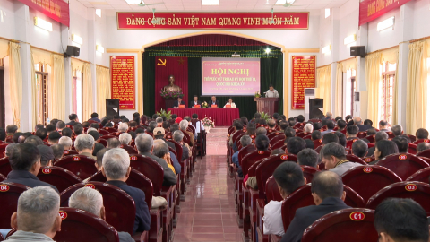 Đại biểu Quốc hội tỉnh tiếp x&uacute;c cử tri phường Trường Thi, phường Th&agrave;nh Nam sau Kỳ họp thứ 10 