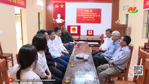 Cử tri v&agrave; nh&acirc;n d&acirc;n tin tưởng, phấn khởi hướng về cuộc bầu cử