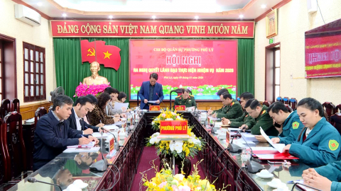 Ra Nghị quyết l&atilde;nh đạo thực hiện nhiệm vụ qu&acirc;n sự, quốc ph&ograve;ng năm 2026