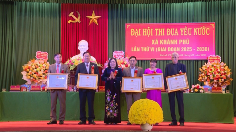 Đại hội thi đua y&ecirc;u nước x&atilde; Kh&aacute;nh Ph&uacute; lần thứ VI
