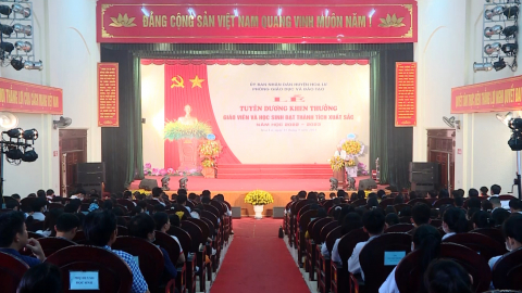 Tiếp tục giữ vững v&agrave; n&acirc;ng cao chất lượng gi&aacute;o dục mũi nhọn