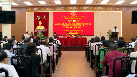 Kỳ họp thường lệ giữa năm HĐND phường Nam Định