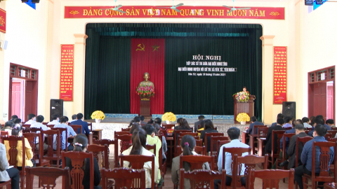 Đại biểu HĐND tỉnh tiếp x&uacute;c cử tri tại x&atilde; Y&ecirc;n Từ huyện Y&ecirc;n M&ocirc;