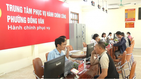 Cử tri đ&aacute;nh gi&aacute; cao hoạt động của ch&iacute;nh quyền địa phương hai cấp