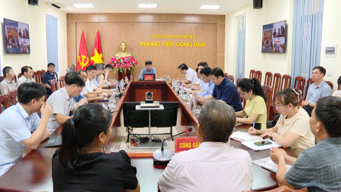 Đồng ch&iacute; B&iacute; thư Tỉnh ủy Trần Huy Tuấn tiếp c&ocirc;ng d&acirc;n định kỳ th&aacute;ng 5/2026