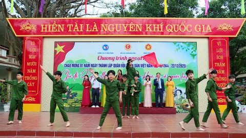 Trường THCS L&ecirc; Hồng Phong tổ chức hoạt động ngoại kh&oacute;a