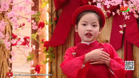 Tết của b&eacute;