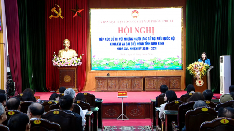 Tiếp x&uacute;c giữa cử tri với người ứng cử đại biểu Quốc hội, đại biểu HĐND tỉnh kh&oacute;a XVI tại phường Phủ L&yacute;