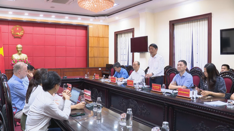 Lãnh đạo UBND tỉnh làm vi&ecirc;̣c với trưởng đại di&ecirc;̣n UNESCO tại Vi&ecirc;̣t nam