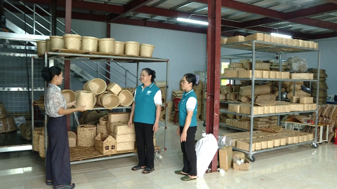 Hội phụ nữ x&atilde; Nghĩa L&acirc;m đồng h&agrave;nh c&ugrave;ng hội vi&ecirc;n ph&aacute;t triển kinh tế