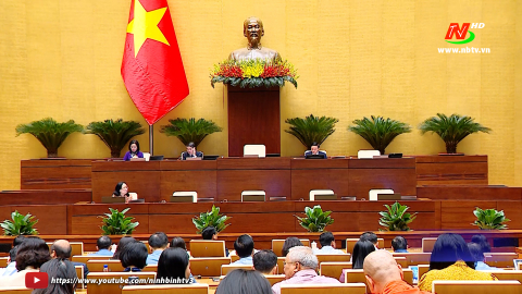 Quốc hội thảo luận về dự &aacute;n Luật Ho&aacute; chất (sửa đổi)