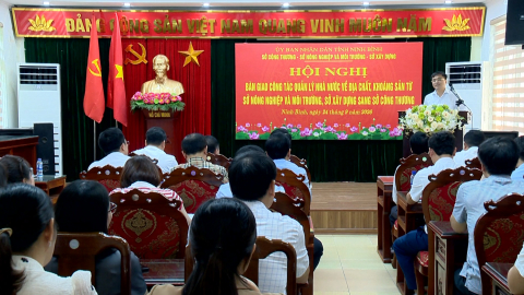 B&agrave;n giao c&ocirc;ng t&aacute;c quản l&yacute; nh&agrave; nước về địa chất, kho&aacute;ng sản