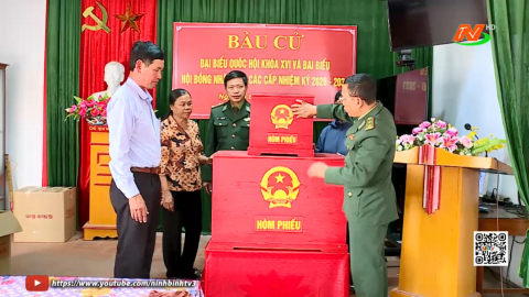 Bộ đội bi&ecirc;n ph&ograve;ng t&iacute;ch cực tuy&ecirc;n truyền bầu cử