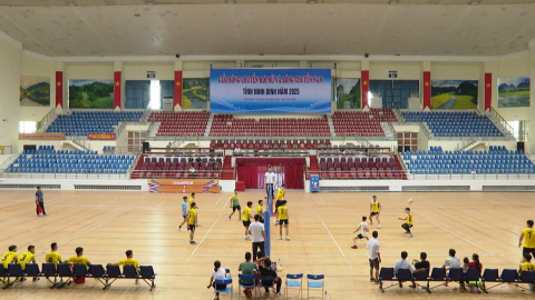 Giải B&oacute;ng chuyền hơi nữ v&agrave; B&oacute;ng chuyền nam tỉnh Ninh B&igrave;nh năm 2025 kết th&uacute;c tốt đẹp