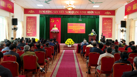 Tiếp x&uacute;c giữa cử tri với người ứng cử đại biểu Quốc hội, đại biểu HĐND tỉnh kh&oacute;a XVI tại phường Thi&ecirc;n trường