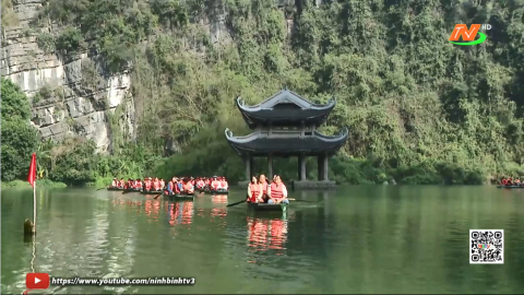 Đo&agrave;n đại biểu tỉnh C&agrave; Mau tham quan tại tỉnh Ninh B&igrave;nh