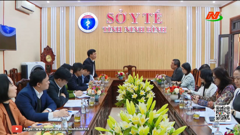 Đo&agrave;n kiểm tra li&ecirc;n ng&agrave;nh Trung ương về ATTP l&agrave;m việc tại tỉnh Ninh B&igrave;nh