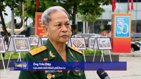 Cảm x&uacute;c c&aacute;c đại biểu tham dự gặp mặt Kỷ niệm 50 năm Ng&agrave;y Giải ph&oacute;ng miền Nam, thống nhất đất nước
