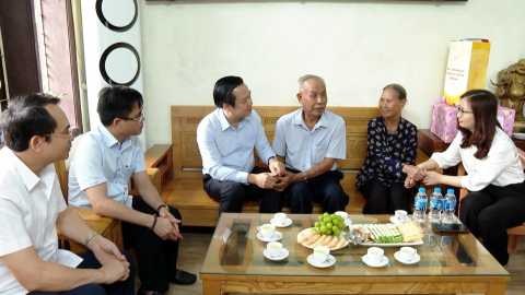 Tri &acirc;n người c&oacute; c&ocirc;ng với C&aacute;ch mạng