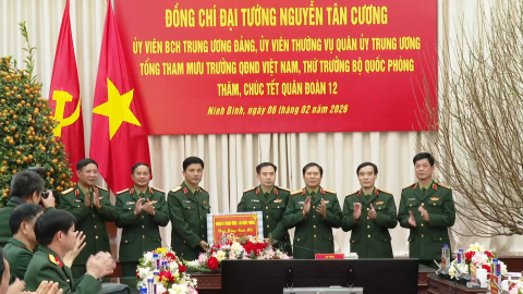 Đại tướng Nguyễn T&acirc;n Cương ch&uacute;c Tết c&aacute;c đơn vị lực lượng vũ trang tỉnh Ninh B&igrave;nh