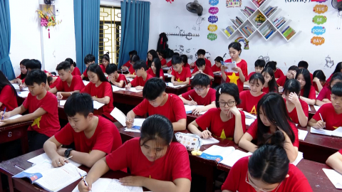 Nhiều hoạt động ch&agrave;o mừng 50 năm Giải ph&oacute;ng miền Nam, thống nhất đất nước
