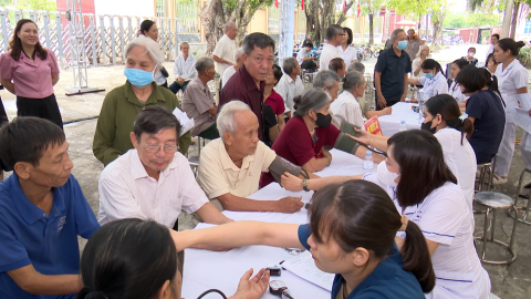 T&iacute;ch cực triển khai kh&aacute;m sức khỏe, s&agrave;ng lọc miễn ph&iacute; cho người d&acirc;n