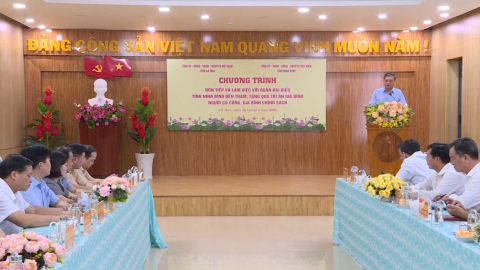 C&agrave; Mau kỷ niệm 50 năm Ng&agrave;y Giải ph&oacute;ng miền Nam, thống nhất đất nước