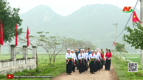 Kh&ocirc;ng kh&iacute; ng&agrave;y hội non s&ocirc;ng tại v&ugrave;ng đồng b&agrave;o d&acirc;n tộc Mường
