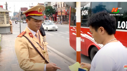 ATGT v&igrave; b&igrave;nh y&ecirc;n cuộc sống: C&aacute;c đơn vị kinh doanh vận tải kh&aacute;ch thực hiện tốt Nghị định 10 của Ch&iacute;nh phủ