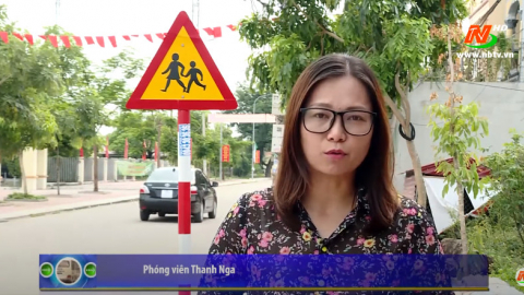 ATGT v&igrave; b&igrave;nh y&ecirc;n cuộc sống: Hiệu quả biển b&aacute;o, biển chỉ dẫn giao th&ocirc;ng n&ocirc;ng th&ocirc;n
