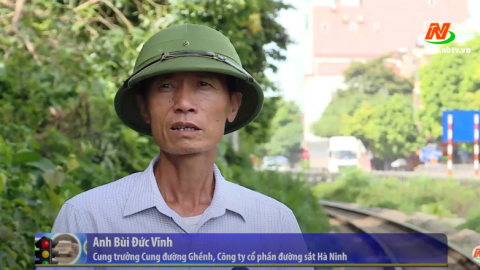 ATGT v&igrave; b&igrave;nh y&ecirc;n cuộc sống: Vi phạm h&agrave;nh lang an to&agrave;n giao th&ocirc;ng đường sắt: Kh&oacute; xử l&yacute;